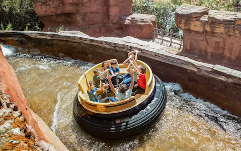 Desde Barcelona: excursión de un día a PortAventura Park con entradas
