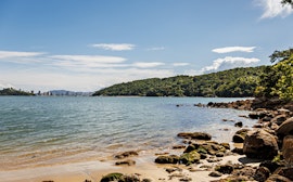 Araçá Plajı (Praia do Araçá)