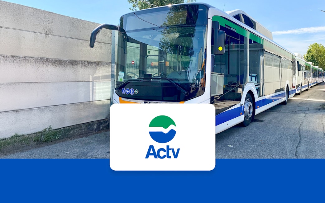 ACTV Aerobus parked in Venice for bus transfer service.