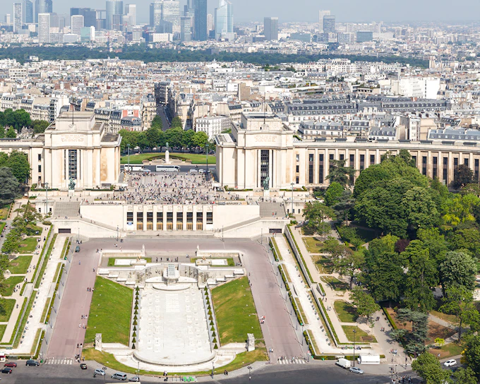 Eiffel Tower Dedicated Reserved Summit Access by Elevator