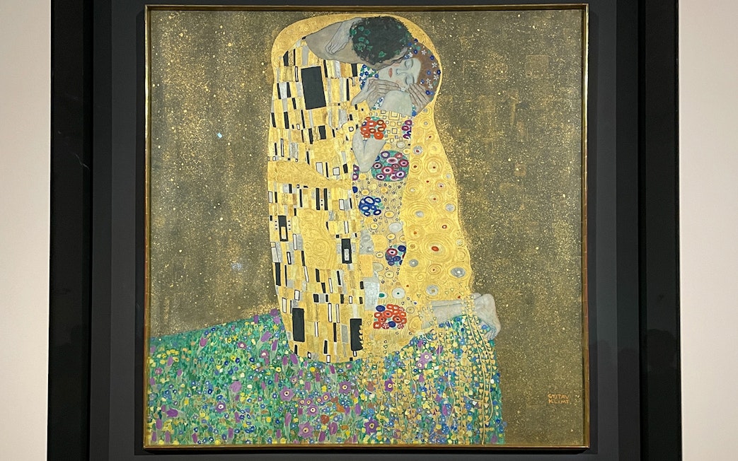 Gustav Klimt’s The Kiss at Upper Belvedere Palace, Vienna, guided tour.