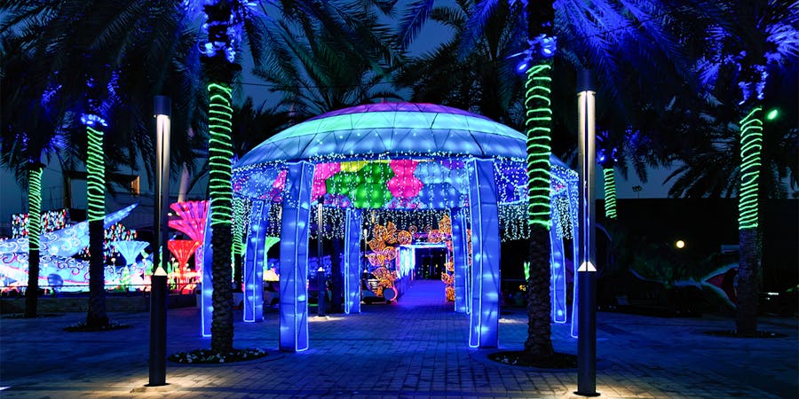 Dubai in may - garden glow