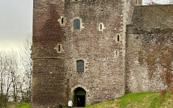 Medieval castle tower on Outlander tour from Edinburgh.