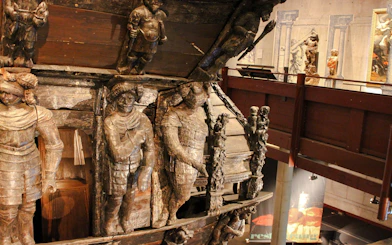 Vasa Museum Private Guided Tour with Skip-the-Line Entry and Optional Skansen Visit