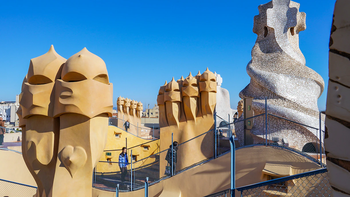 Casa Mila Rooftop - Chimneys