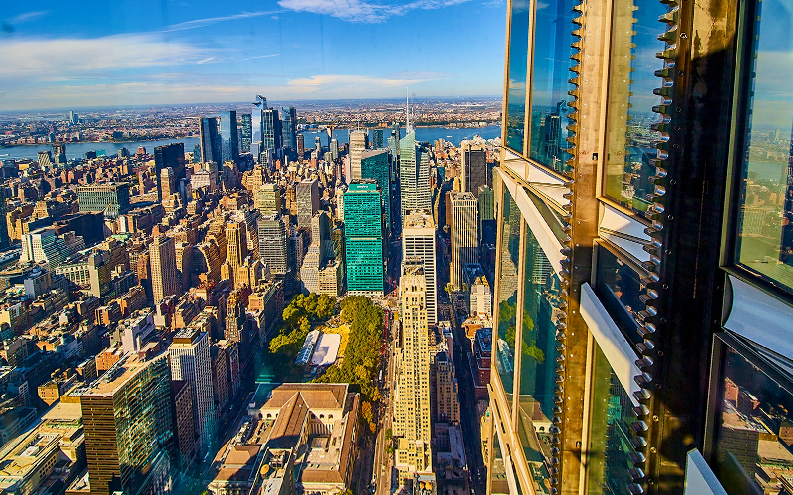 SkyPod view from One World Observatory elevator, New York City skyline.