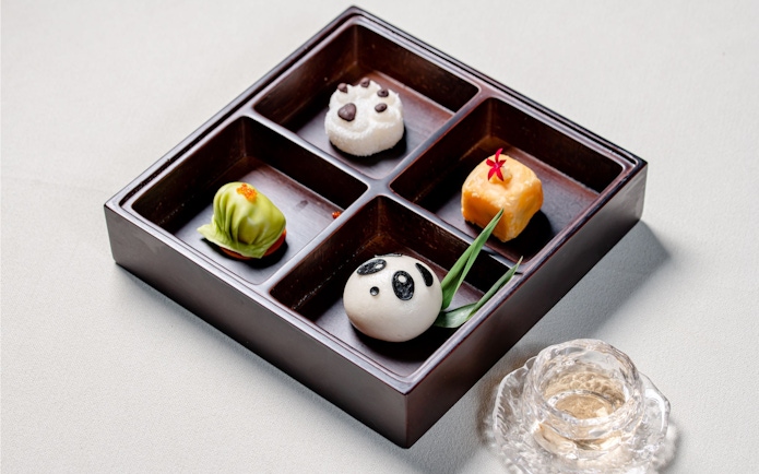 Gourmet Cantonese dim sum set at Taste of China Restaurant, Shanghai.