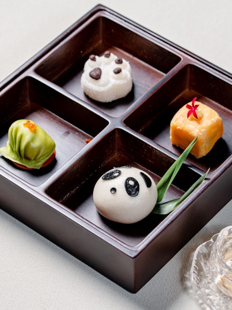 Gourmet Cantonese dim sum set at Taste of China Restaurant, Shanghai.