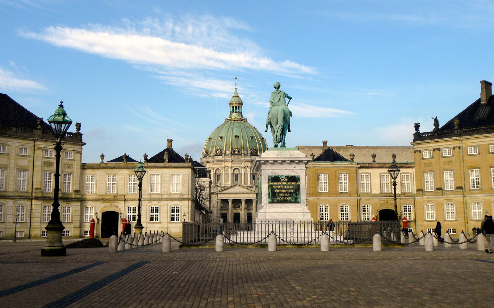Private Car Transfer to Copenhagen Airport Port or City