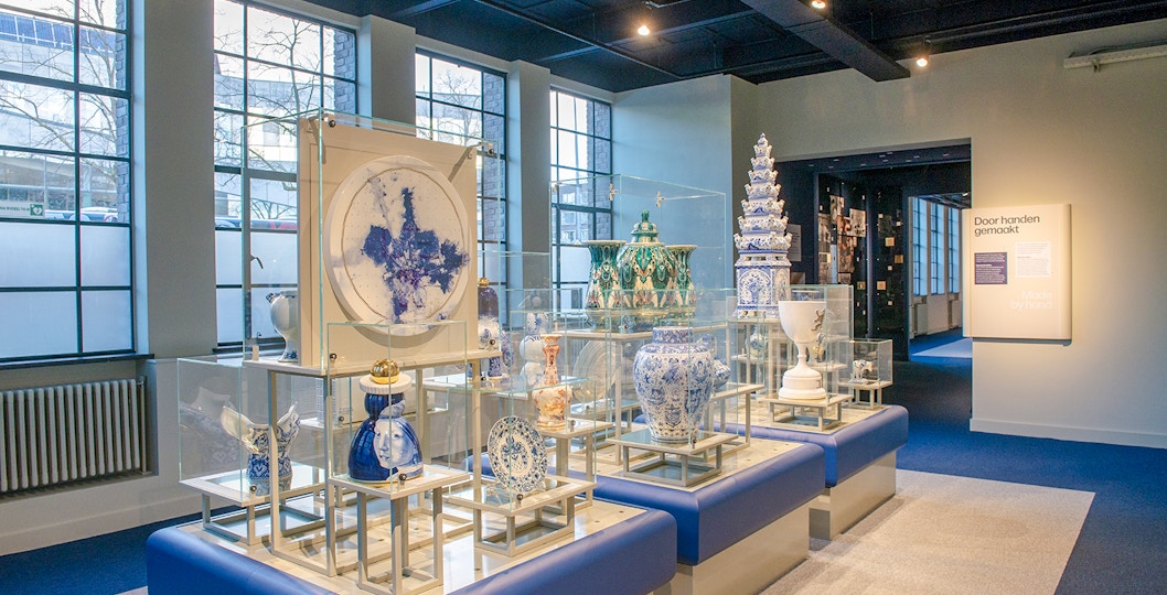 Ceramics exhibition displays at Royal Delft