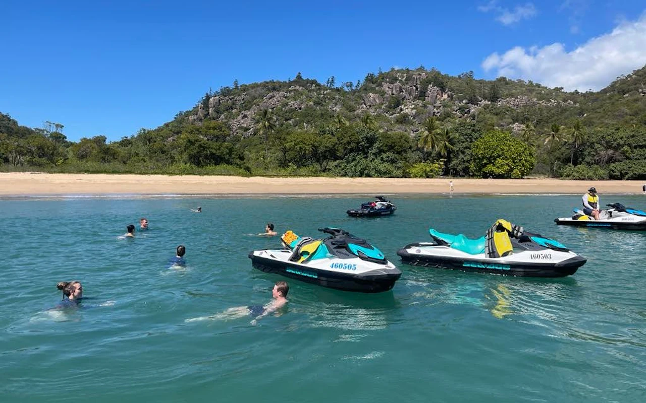 Magnetic Island Express Jet Ski Tour (70 minute)