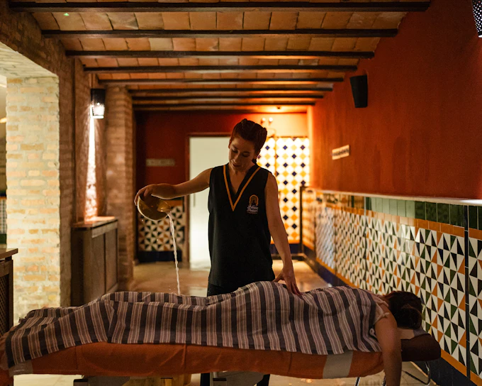 Granada Traditional Hammam Bath with Exfoliation and 30-Minute Massage