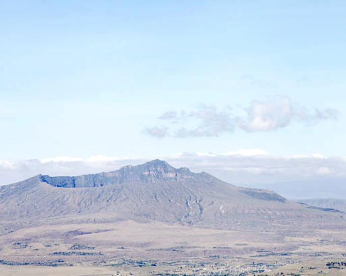 From Nairobi: Mount Longonot National Park Hike and Lake Naivasha Tour (Product 56395)