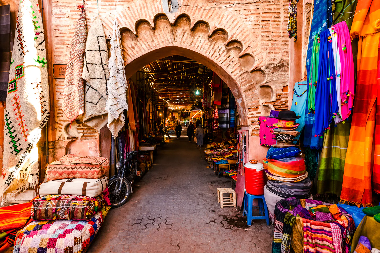 rundgang durch die medina von marrakesch mit besichtigung von dachterrassen und marokkanischem abendessen-9
