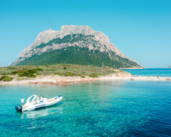 From La Caletta: Tavolara & Molara Small-Group Boat Tour with Snorkeling