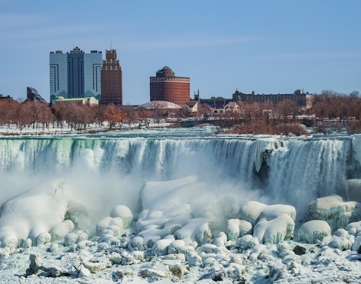 niagara in december