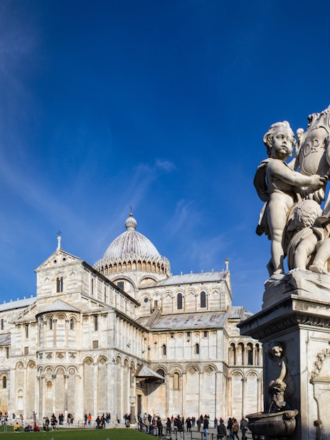 Leaning Tower of Pisa and Pisa Cathedral in Tuscany, Italy.