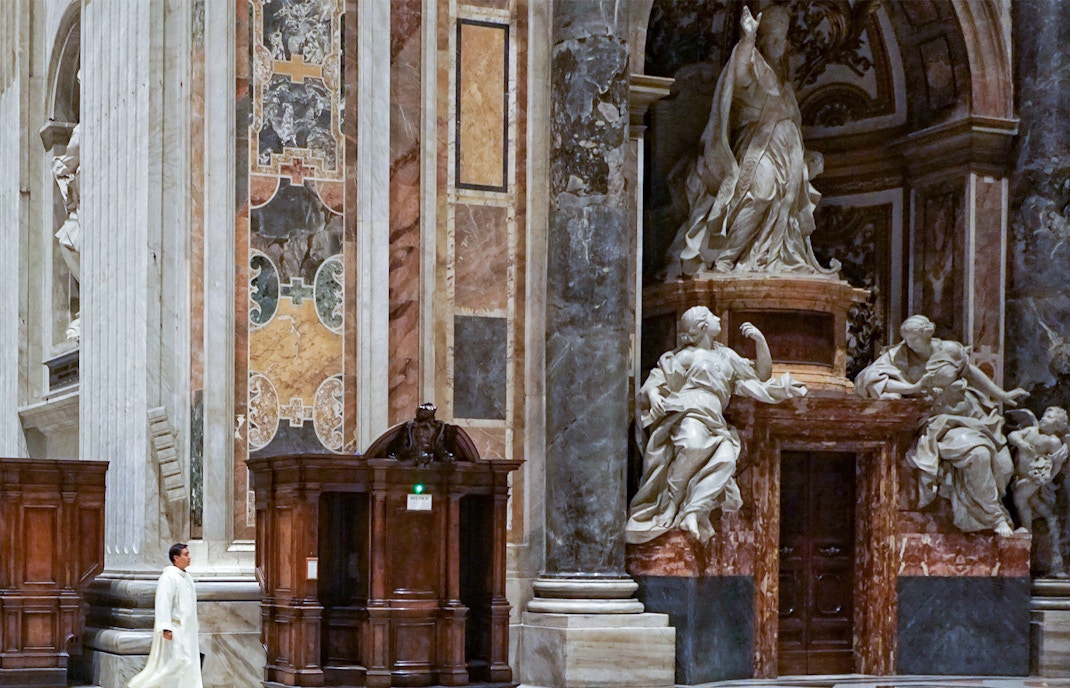 St. Peter's Basilica Statues