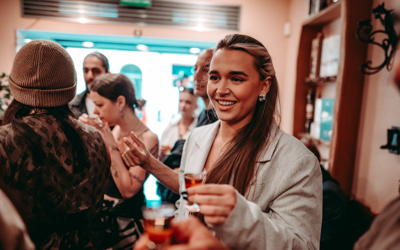 krakow tipsy bar tour with 1-hour open bar & karaoke (thu-fr-2