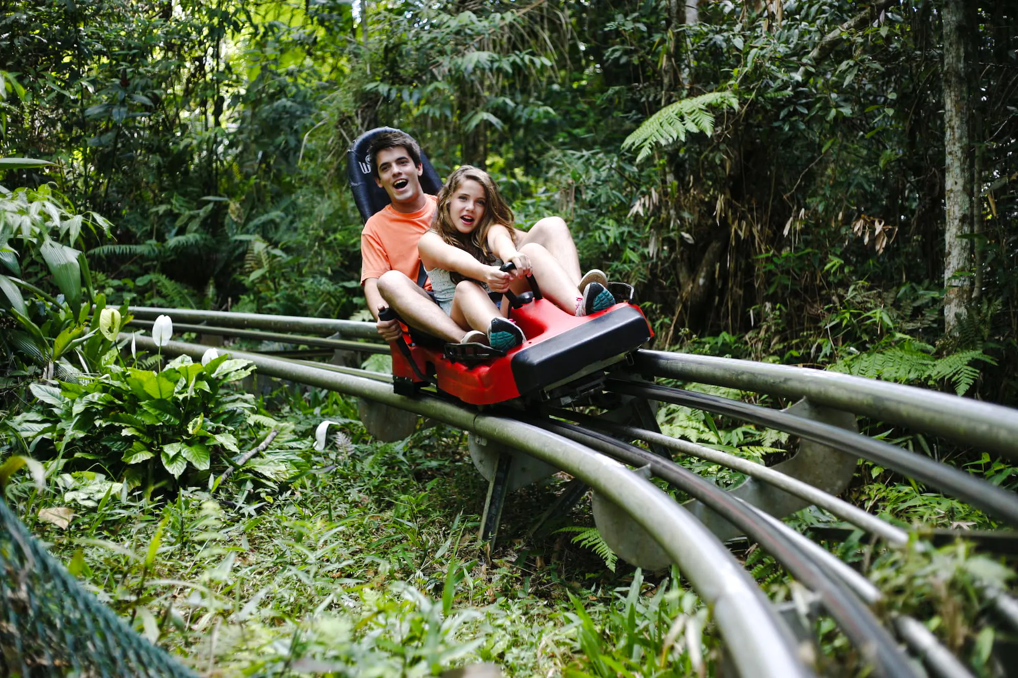 ab florianópolis: tour nach balneário camboriú mit ticket für die unipraias-seilbahn und besuch des strandes von laranjeiras-17