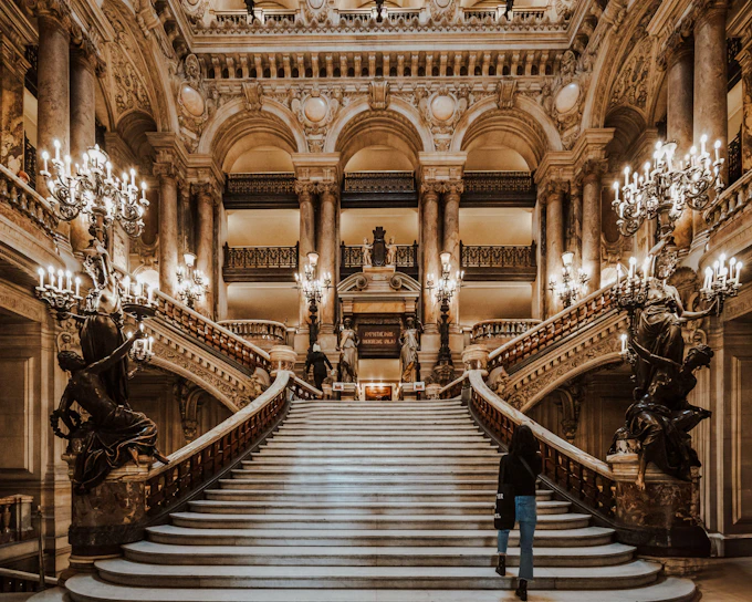 Paris Opéra District Small-Group Walking Tour: Fragonard Perfume Museum, Chocolate, Wine & Champagne Tastings