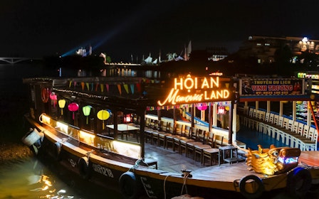 [Ultimate Combo] Hoi An Memories Show Tickets with Lantern Release on Boat & Dinner
