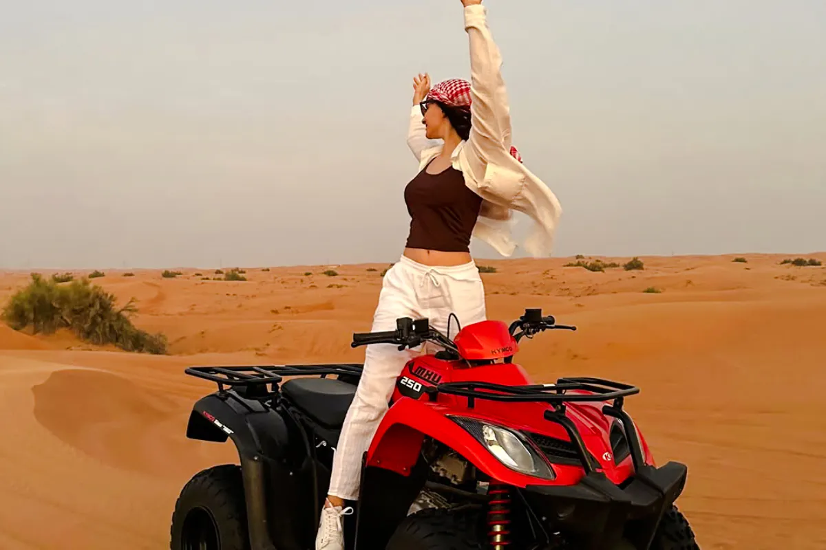 Dubai Red Dunes Evening Desert Safari with 4x4 Transfers, Dune Bashing & BBQ Dinner