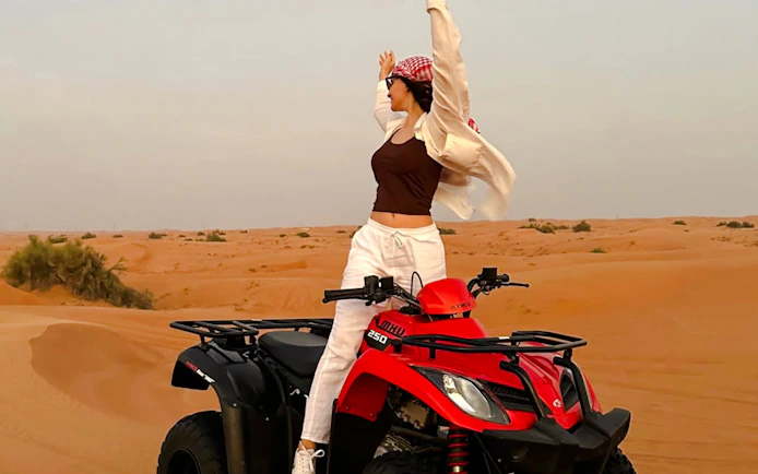 Dubai Red Dunes Evening Desert Safari with 4x4 Transfers, Dune Bashing & BBQ Dinner