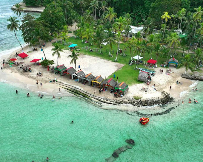 From Panama City: Isla Mamey Day Trip with Lunch and Portobelo Fort Visit (Product 55932)