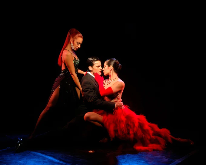 Rojo Tango Show