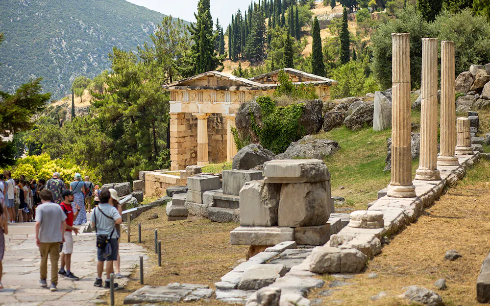 Da Atene: gita di un giorno al sito archeologico e al museo di Delfi