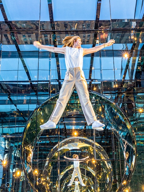 Person exploring mirrored room with reflections, part of Combo (Save 21%): 16722 + 29099 tour.