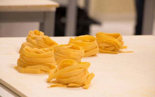 pasta-workshop in bologna met deskundige sfoglini: traditionele technieken en recepten-4