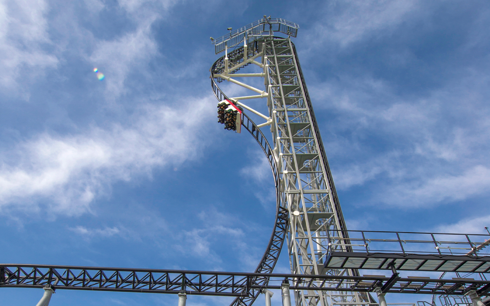 Takabisha ride at FujiQ Highland