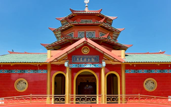 Masjid Muhammad Cheng Hoo in Batam, featured in the Harmoni One Batam 2 Days and 1 Night Package.