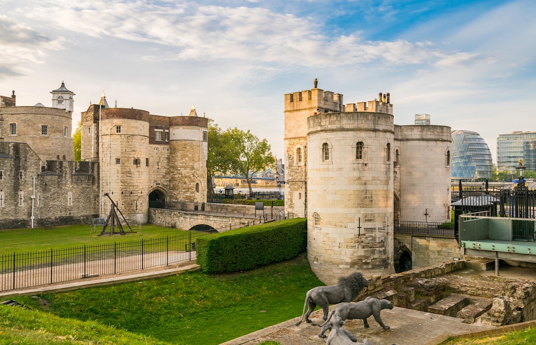 tower of london architecture