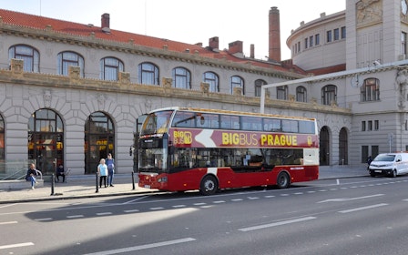 Big Bus: Prague Hop-on Hop-off Bus Tour with Optional Vltava River Cruise