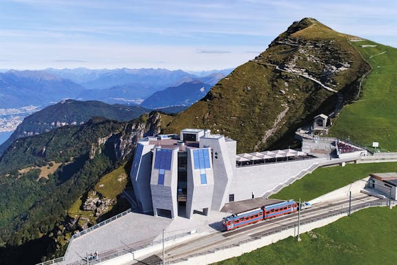 swiss continuous travel pass with access to train, bus & boat-8