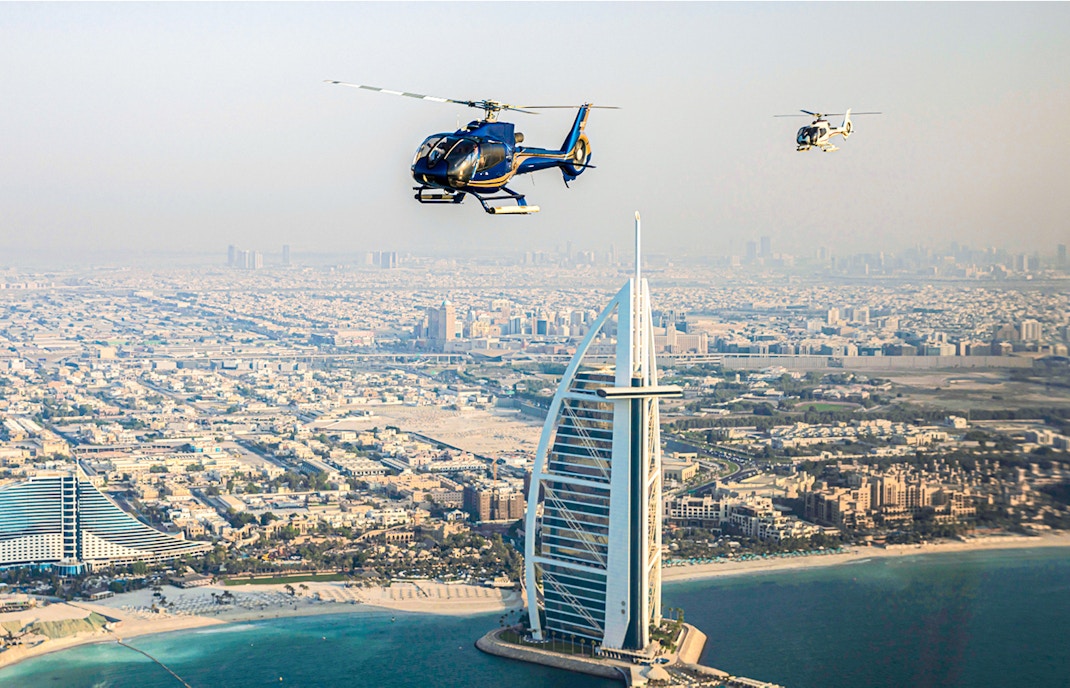 4953 - Dubai - Combo: 15-Min Helicopter Tour of Dubai & Red Dunes Desert Safari with Bedouin Camp Experience - 04