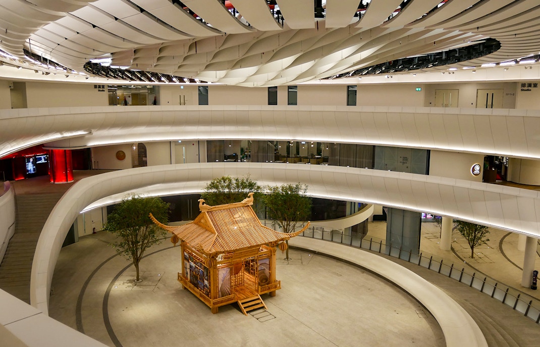 Sky 100 international commerce center