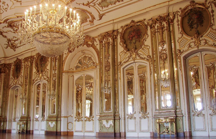 sala degli specchi - versailles storia