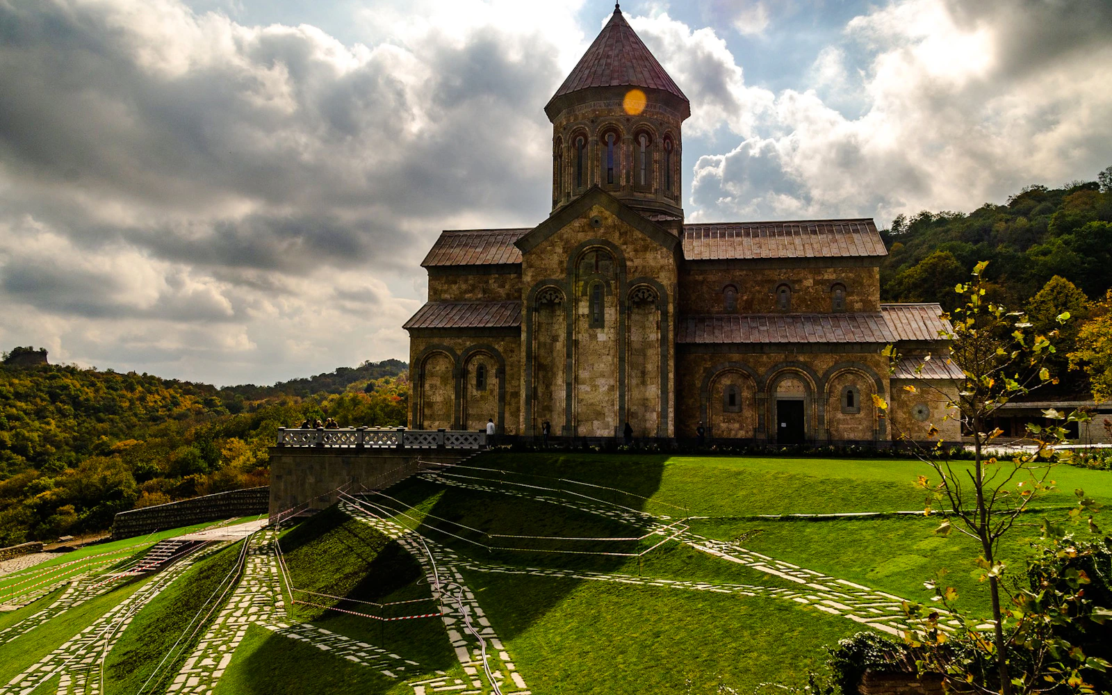 From Tbilisi: Kakheti Region and Sighnaghi Day Trip with Wine Tastings