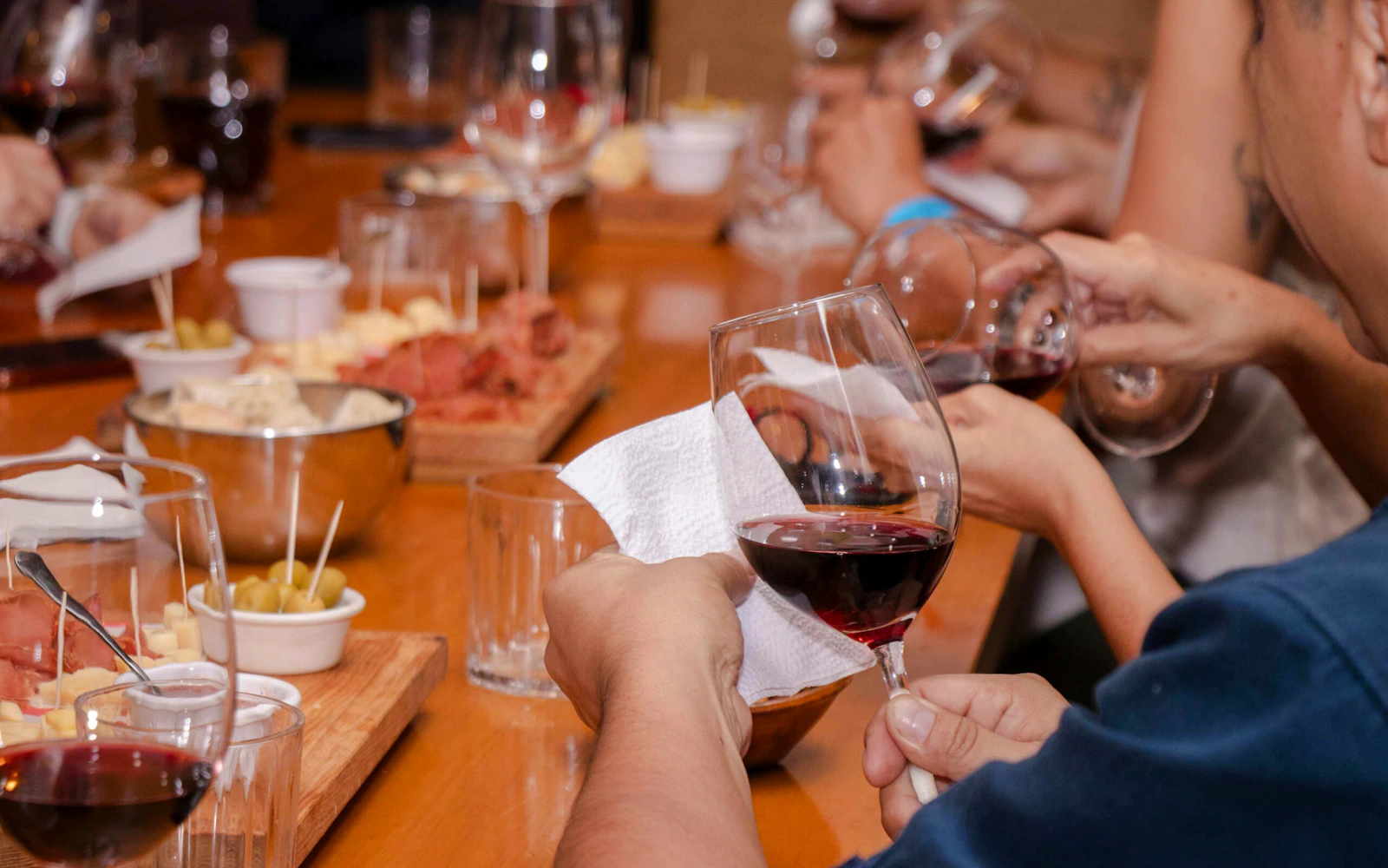 Cappadocia: Avanos Pottery Workshop, Wine Tasting & City Tour