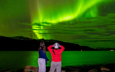 Tromsø: Reindeer Farm Visit and Northern Lights Basecamp Visit