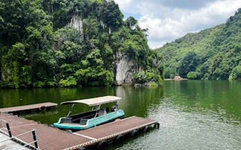 from kuala lumpur: private ipoh heritage & kek lok tong cave temple day trip-7