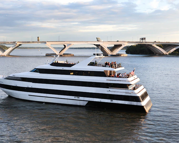 Washington DC Spirit Signature Dining Cruises (Product 55639)