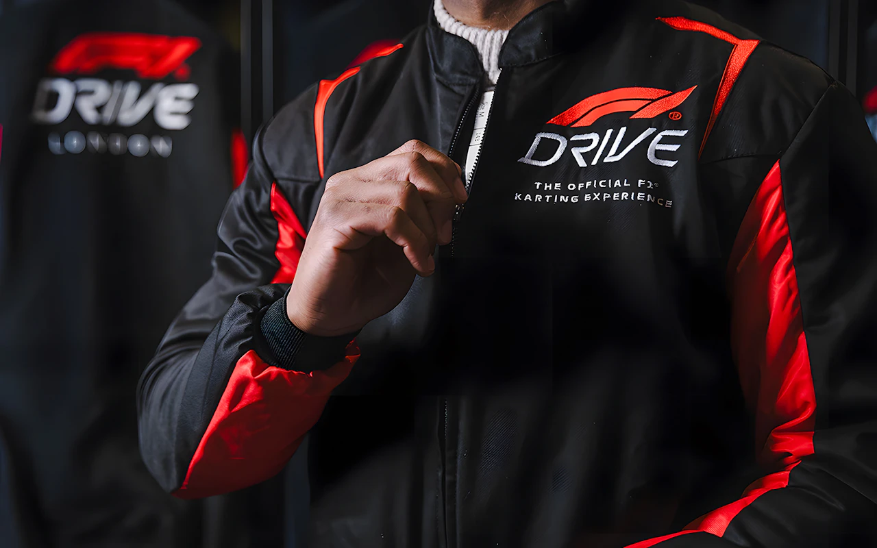 F1® Drive London: Tickets für eine exklusive Go-Kart-Session — 4