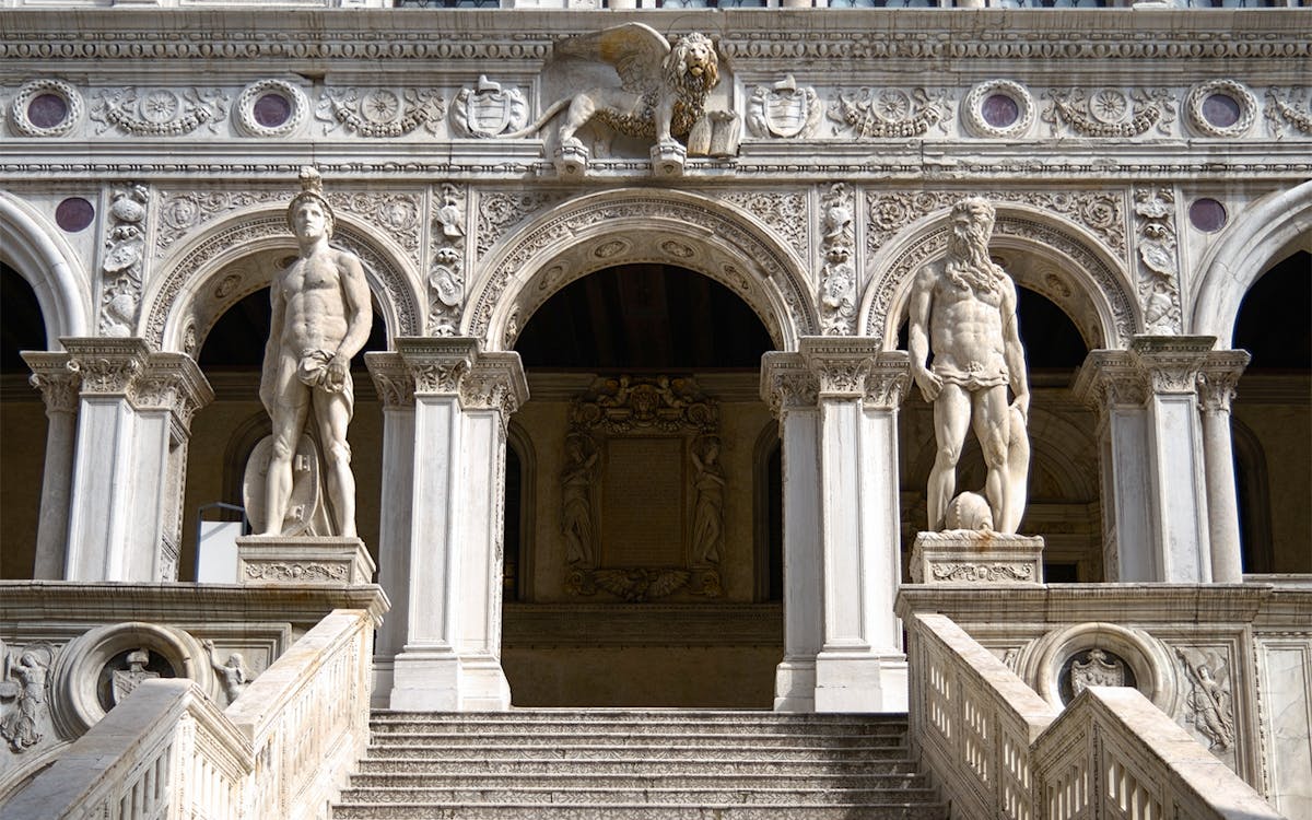 combo: 24-hour hop-on hop-off venice boat tour + 3-museum pass + doge's palace tickets-10 combo: 24-hour hop-on hop-off venice boat tour + 3-museum pass + doge's palace tickets-10