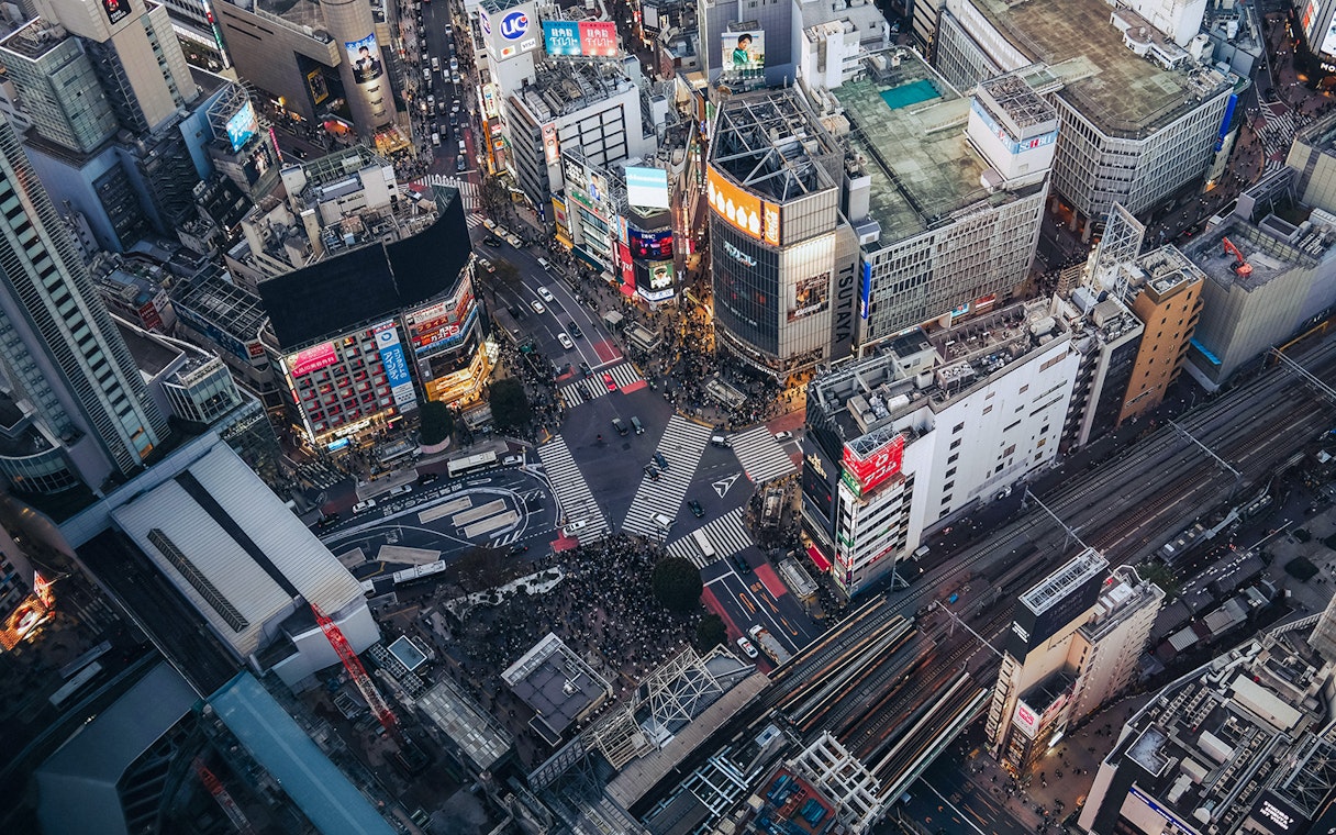 Aerial view of Shibuya Crossing from Shibuya Sky Deck, Tokyo, Japan.