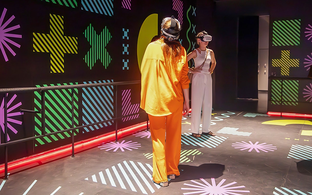 Guests wearing VR headsets at Istanbul Digital Experience Museum.